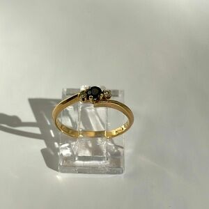 10k real solid gold real Diamonds and real blue topaz size 6​